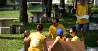 Team building carton boat bestway corp