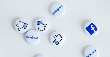 attenzione sui social