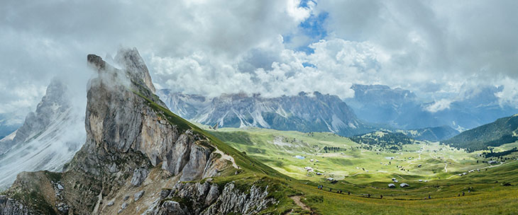 best location for your corporate events mountains
