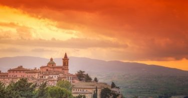outdoor holidays in italy