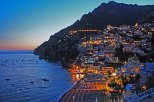 positano shopping in italy