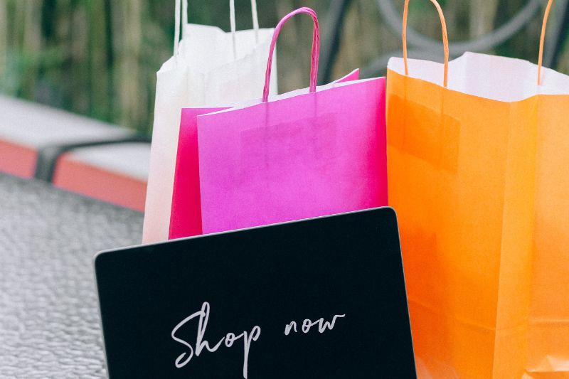 Temporary shop pop-up retail