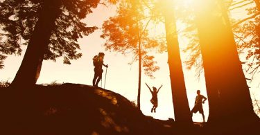team-building hiking trips