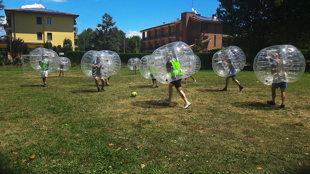 team building ict bubble football